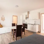 Laprivlaka Apartamento *