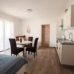 Laprivlaka * Privlaka (Zadar)