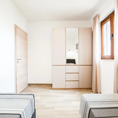 Apartament Laprivlaka *